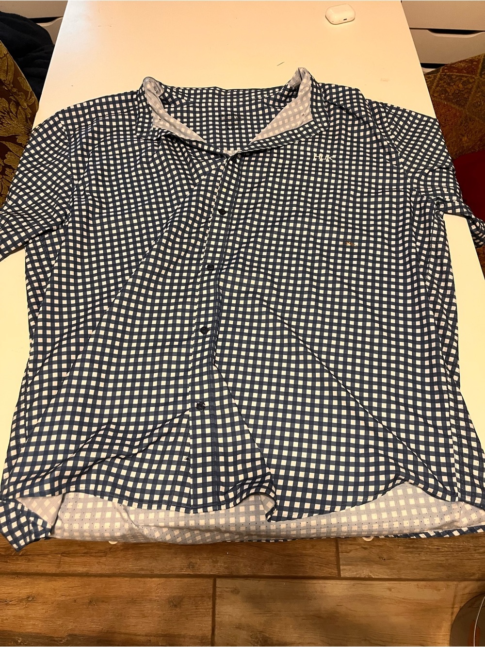 Short-sleeve button-down fishing shirt
